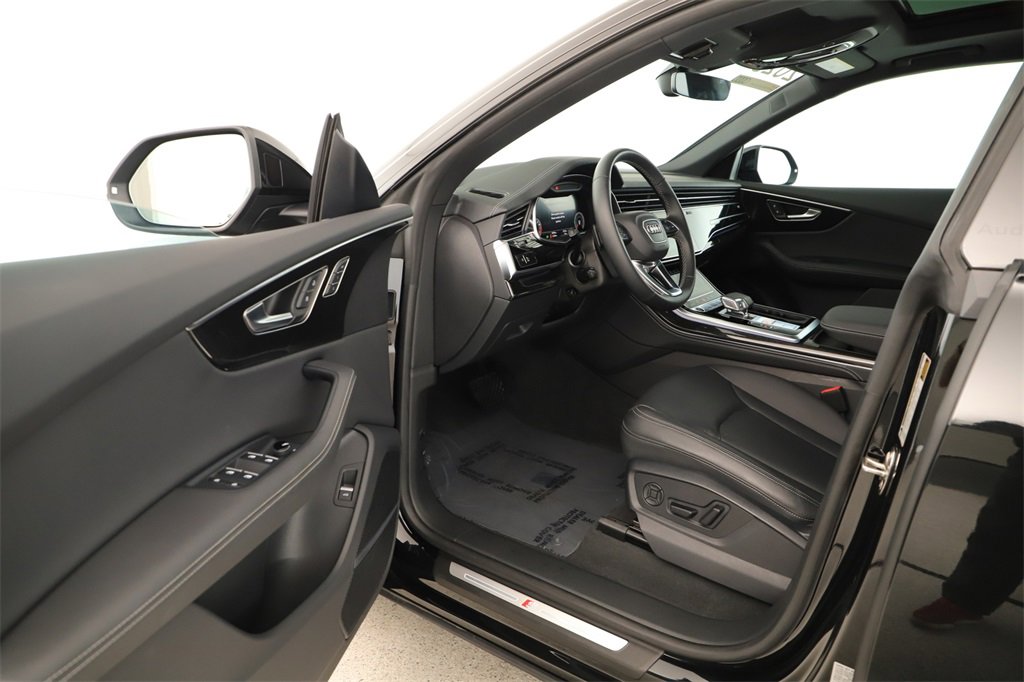 Certified 2025 Audi Q8 Premium Plus w/ Premium Plus Package image 14