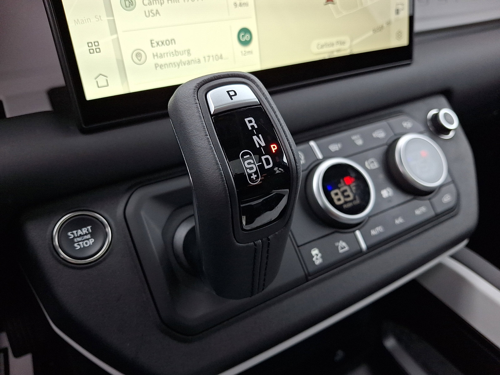 Used 2025 Land Rover Defender 110 S image 14