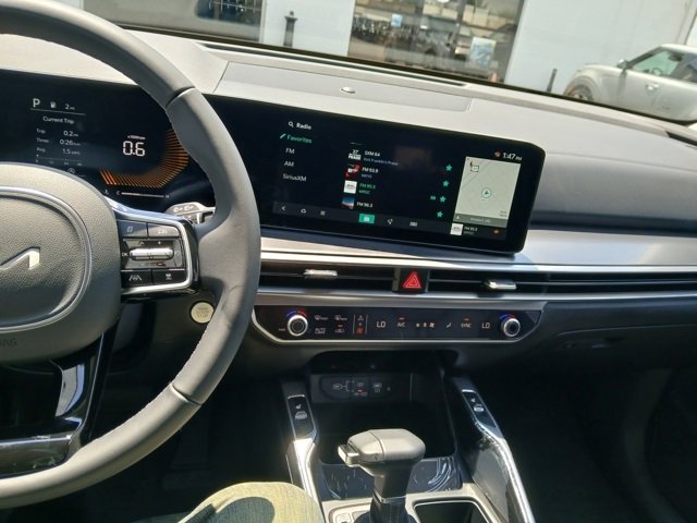 New 2025 Kia Sorento S w/ Panoramic Sunroof Package image 30