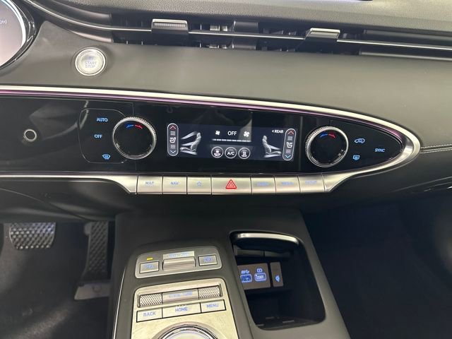 Used 2024 Genesis Electrified GV70 Advanced image 23