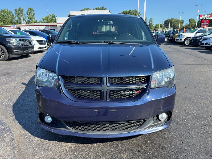 Used 2016 Dodge Grand Caravan R/T w/ Driver Convenience Group FWD image 8