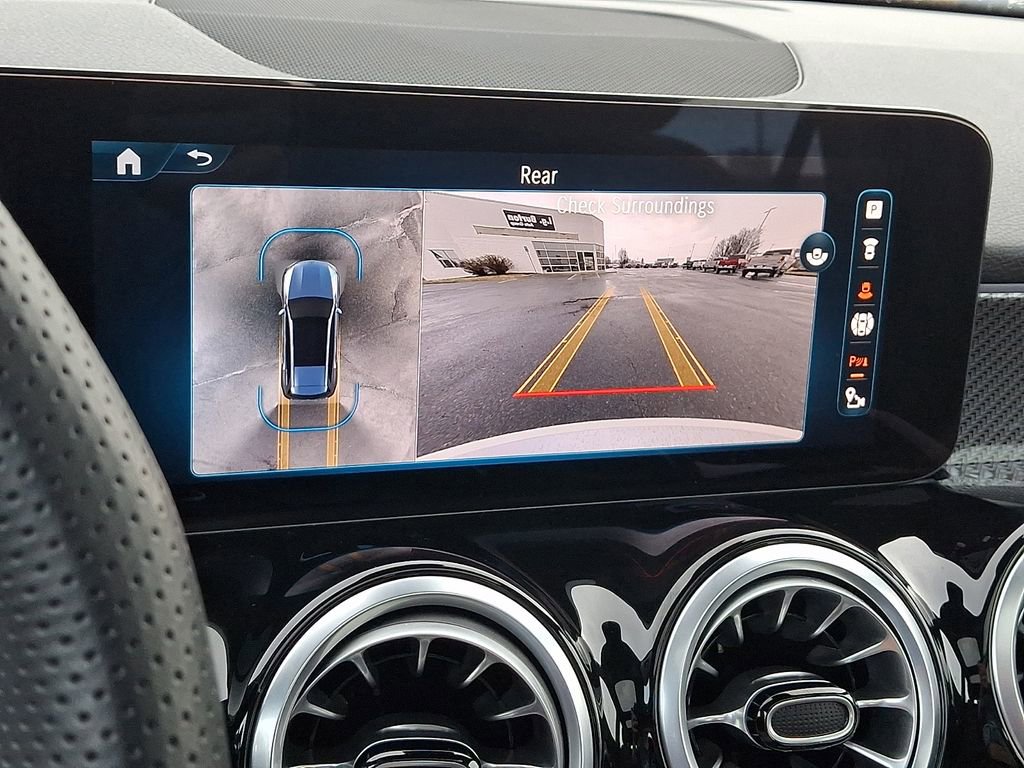 Used 2024 Mercedes-Benz GLB 35 AMG GLB 35 AMG image 19