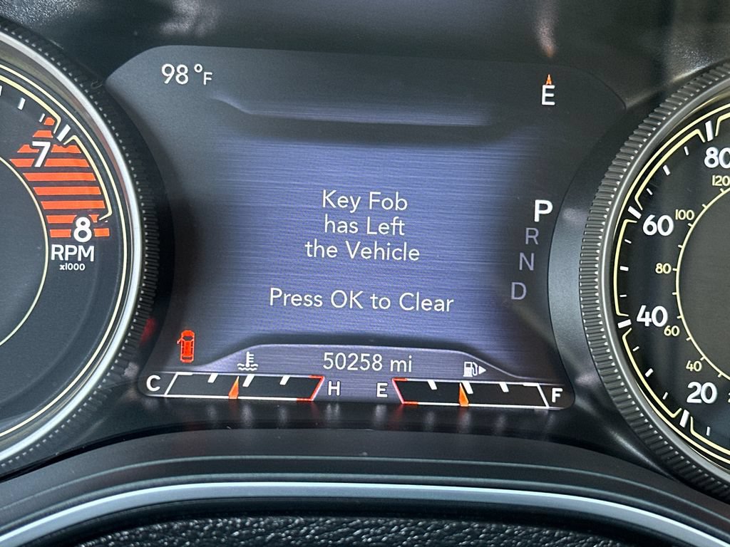 Used 2022 Jeep Cherokee Trailhawk w/ Trailer Tow Group AWD/4WD image 25