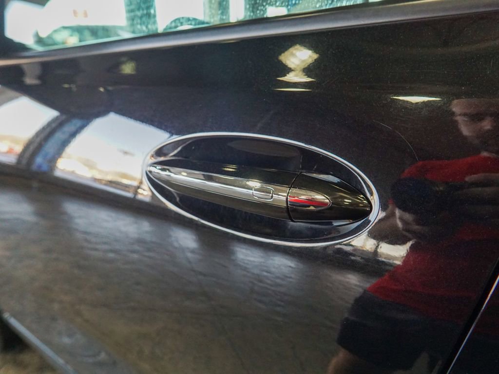 Used 2024 Buick Encore GX Sport Touring image 9