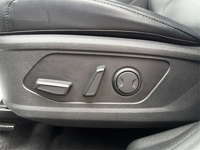 Used 2024 Kia Sportage EX image 12