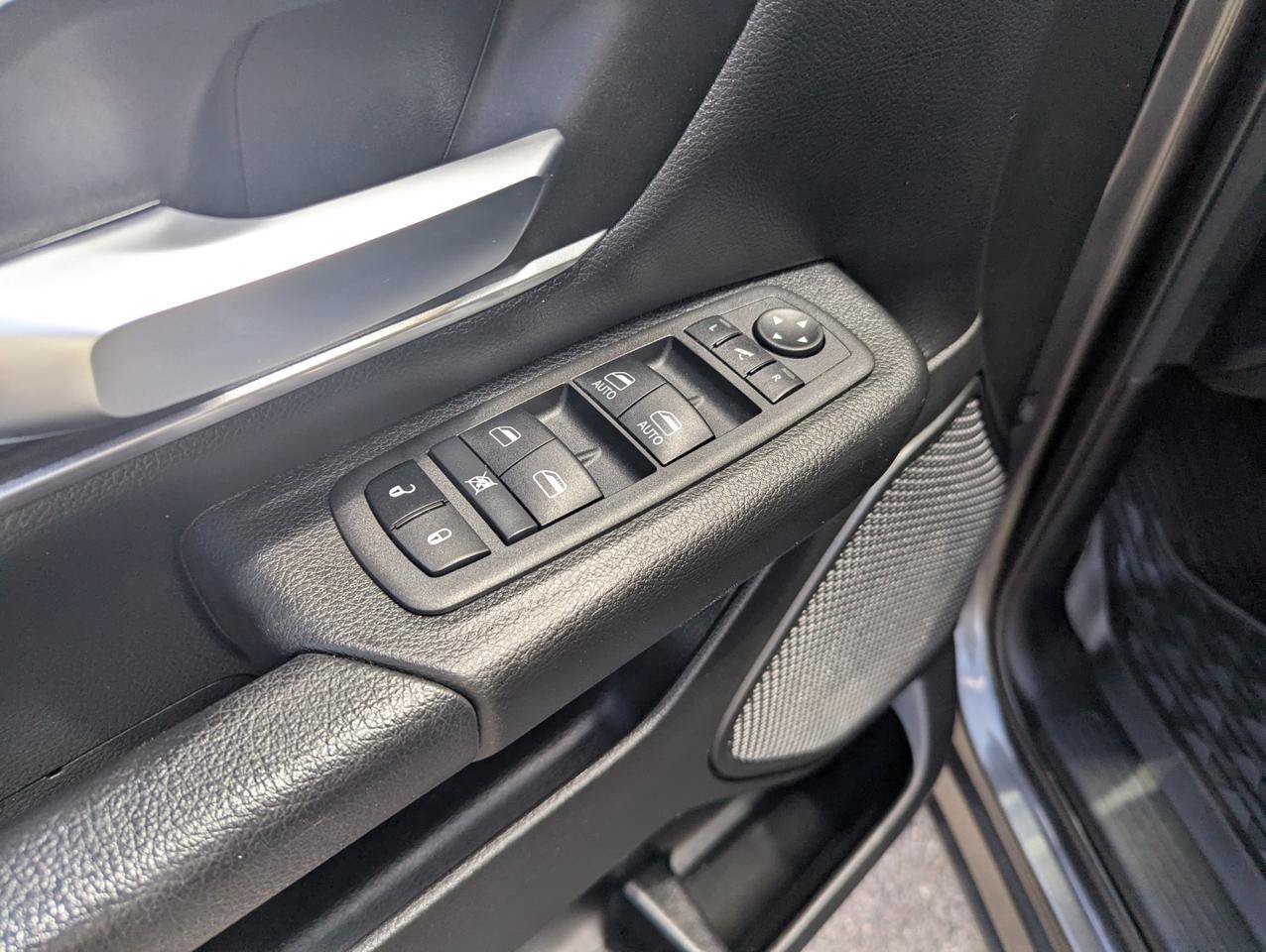 Used 2022 RAM 1500 Big Horn AWD/4WD image 10