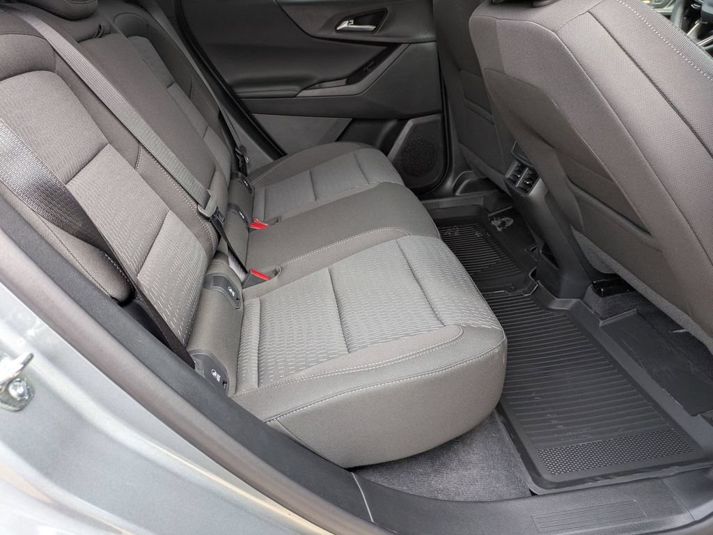 New 2026 Chevrolet Equinox LT FWD image 31