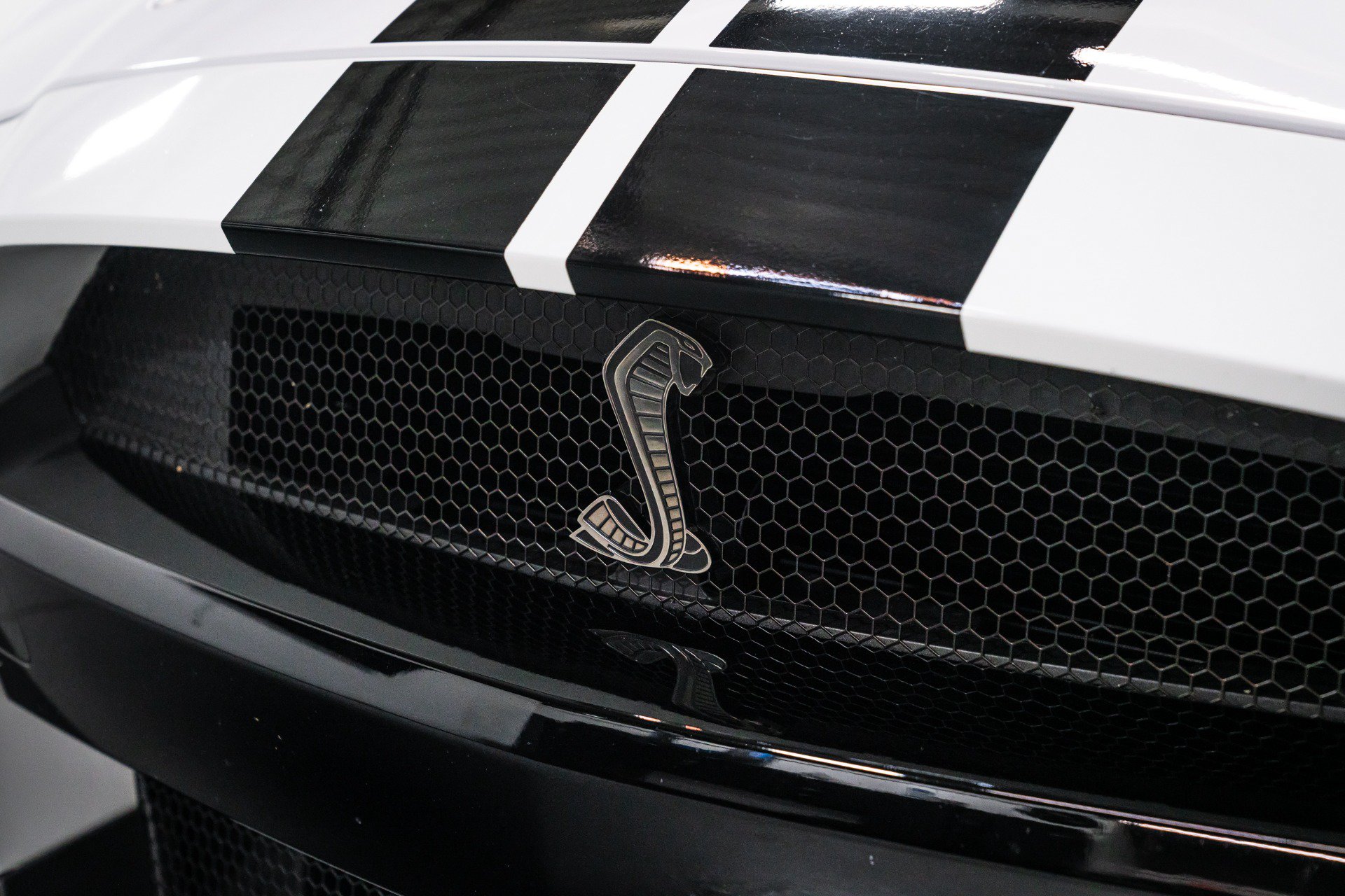 Used 2022 Ford Mustang Shelby GT500 w/ Carbon Fiber Track Pack RWD image 13