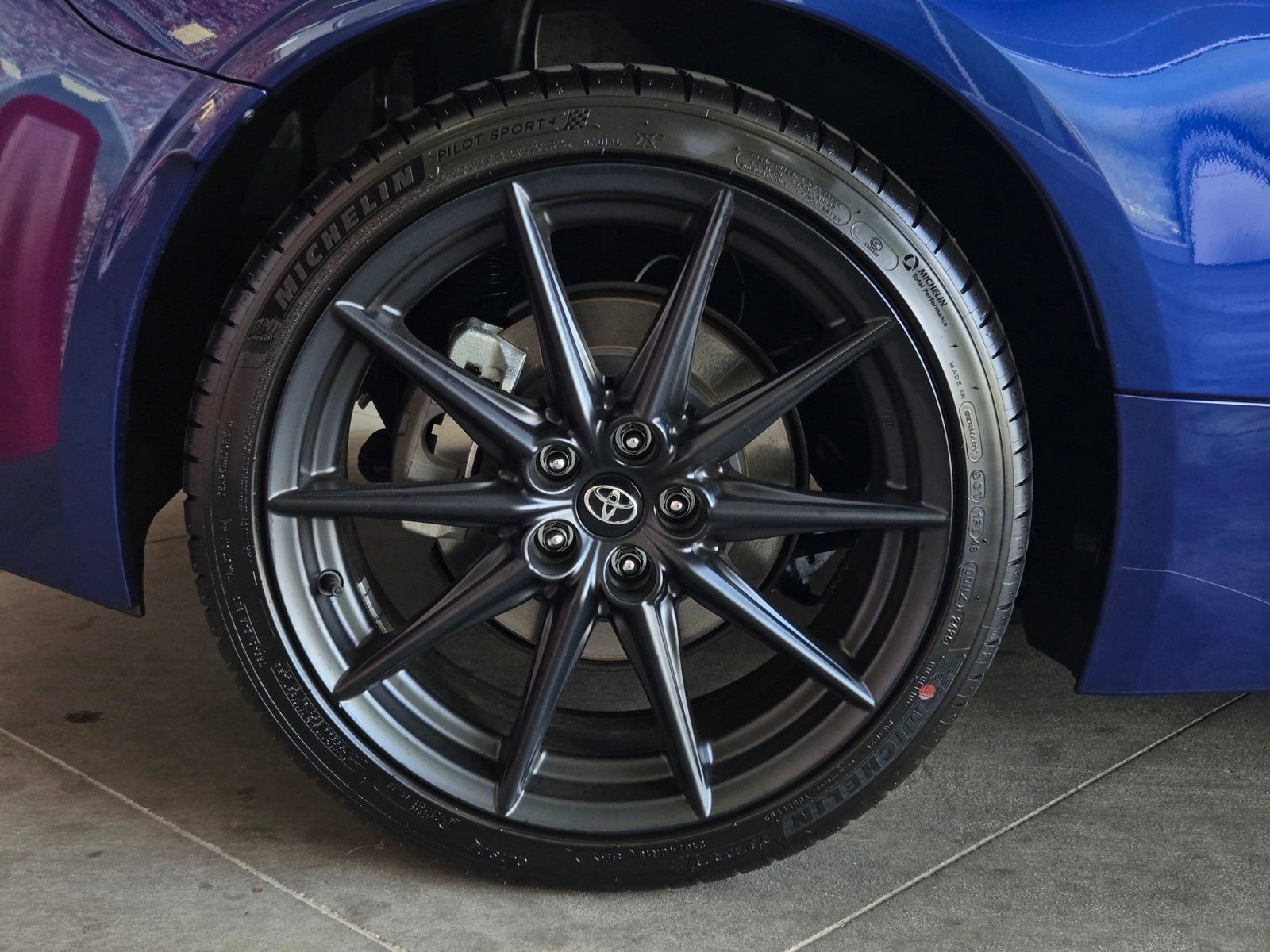 Certified 2026 Toyota GR86 Premium image 5