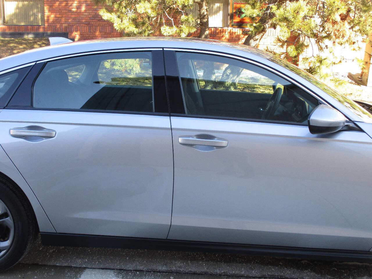 Used 2023 Honda Accord EX image 54