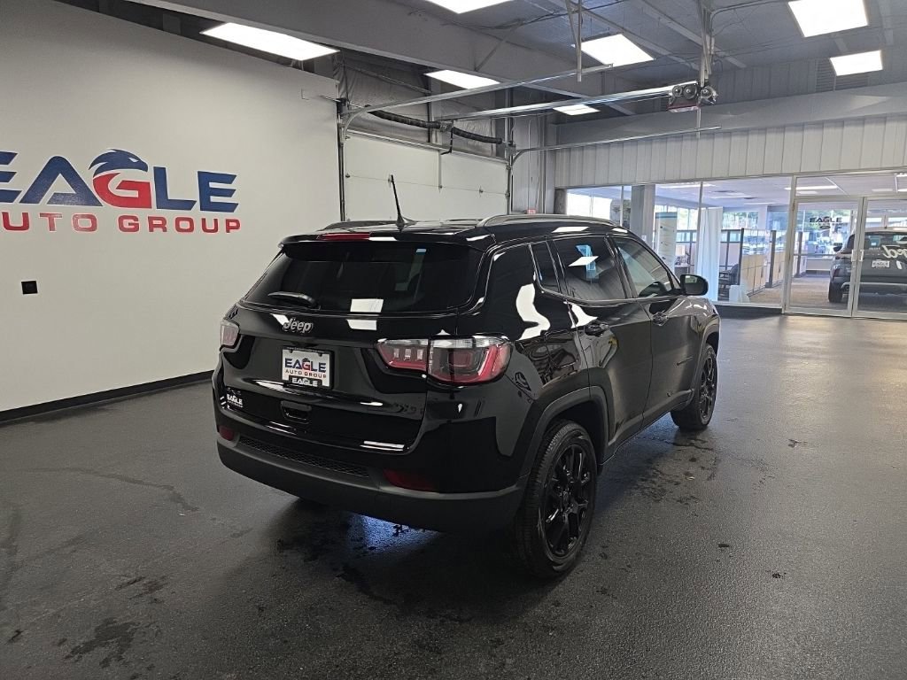 New 2026 Jeep Compass Latitude image 11