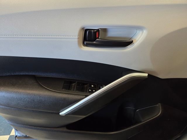 Used 2023 Toyota Corolla Cross L FWD image 29