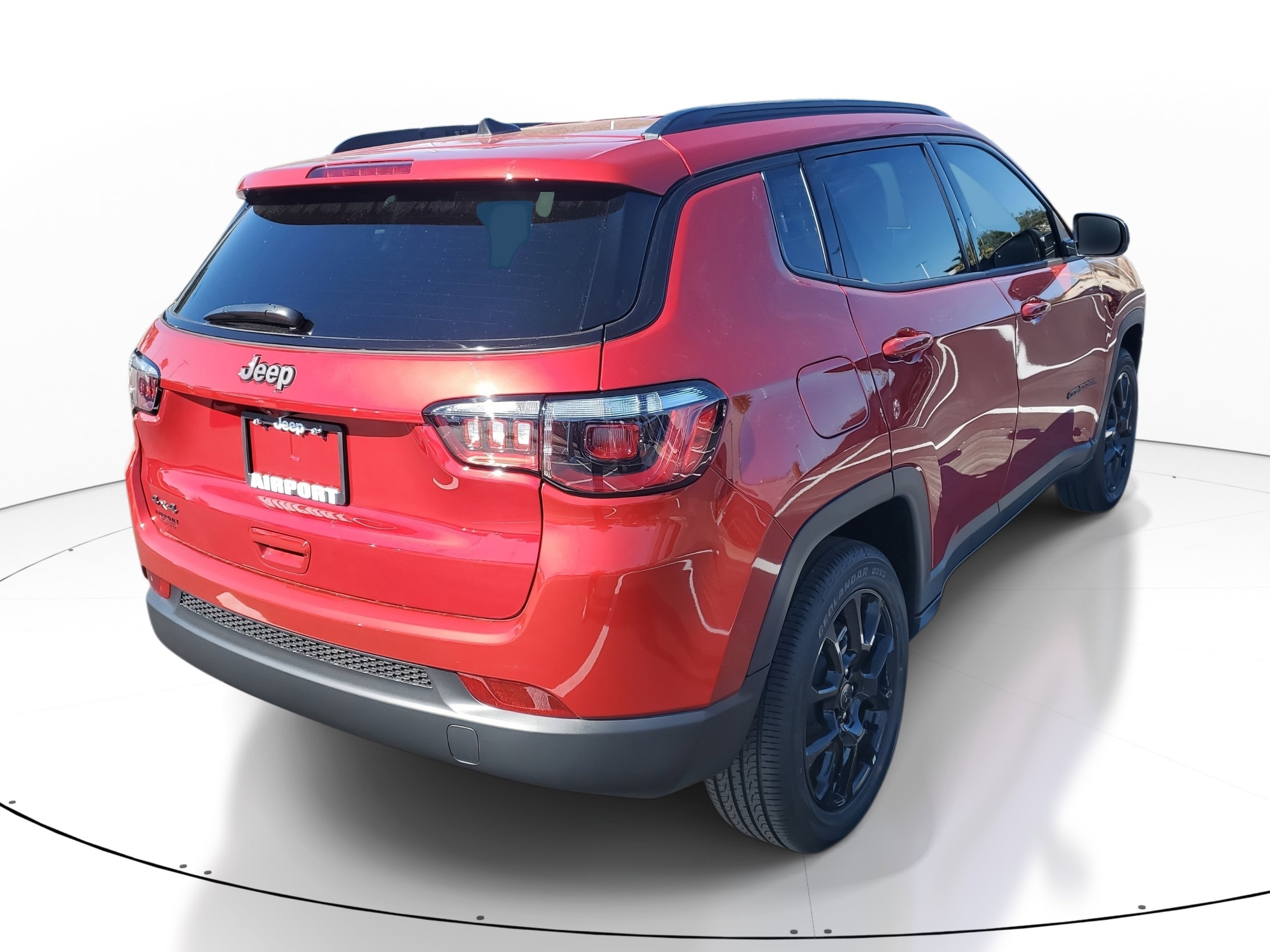 New 2026 Jeep Compass Latitude image 4