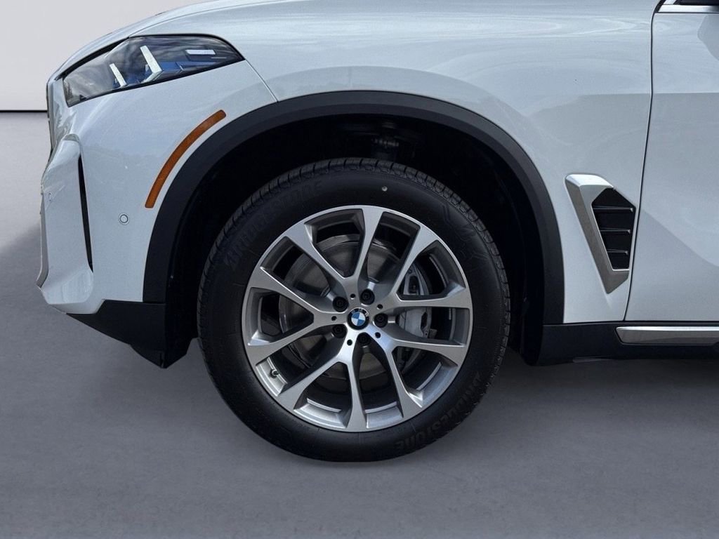 New 2026 BMW X5 xDrive40i image 9