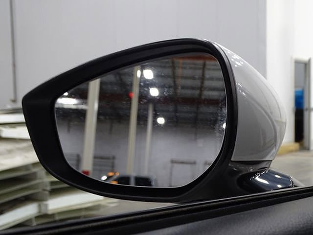 Used 2023 MAZDA MAZDA3 s image 39