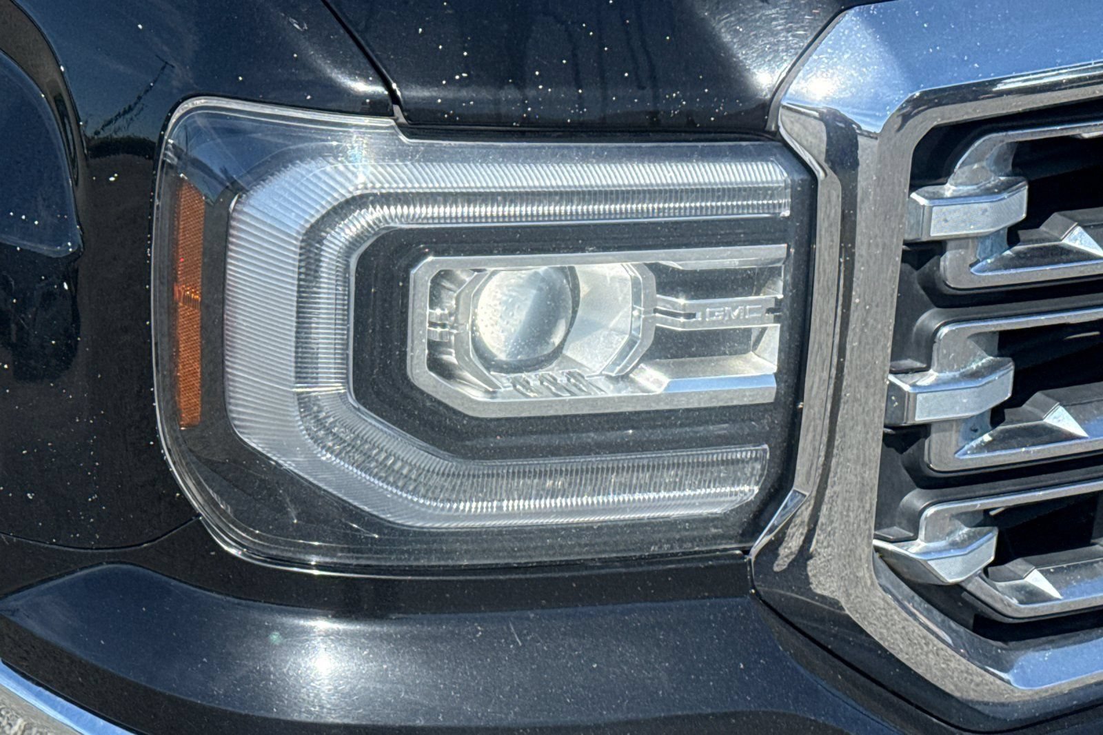 Used 2018 GMC Sierra 1500 SLT AWD/4WD image 43