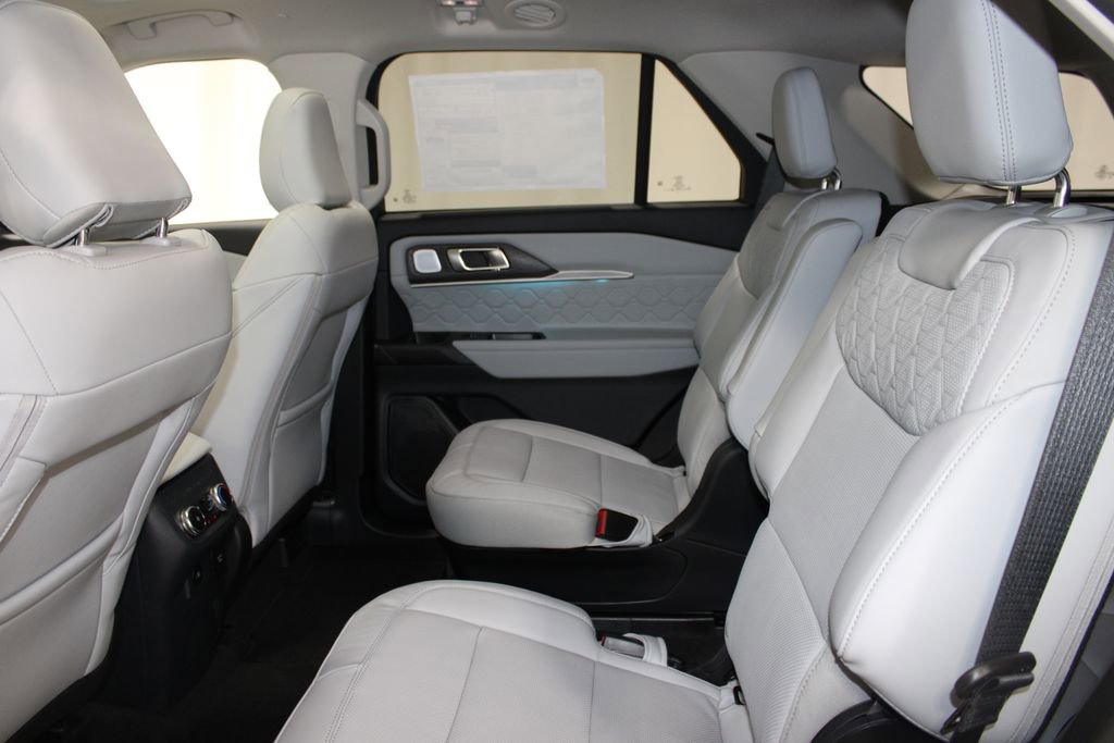 New 2026 Ford Explorer Platinum AWD/4WD image 21
