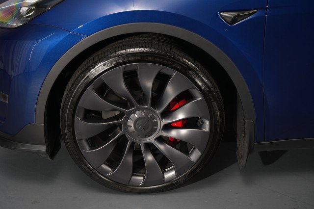 Used 2025 Tesla Model Y Performance AWD/4WD image 44