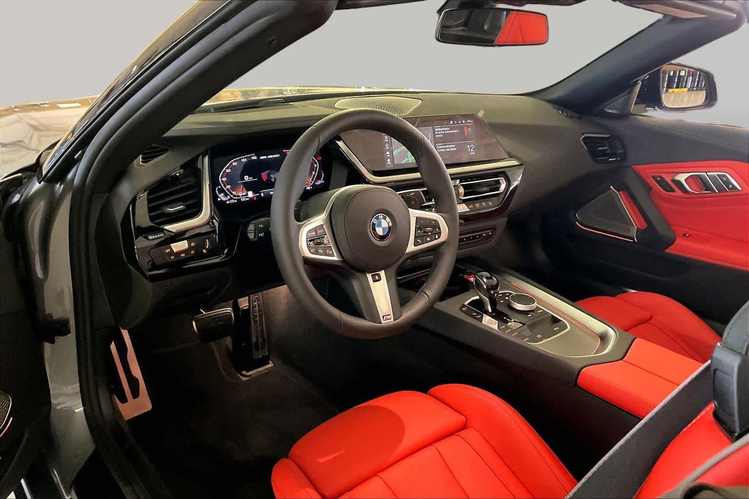 New 2026 BMW Z4 M40i w/ Premium Package RWD image 8
