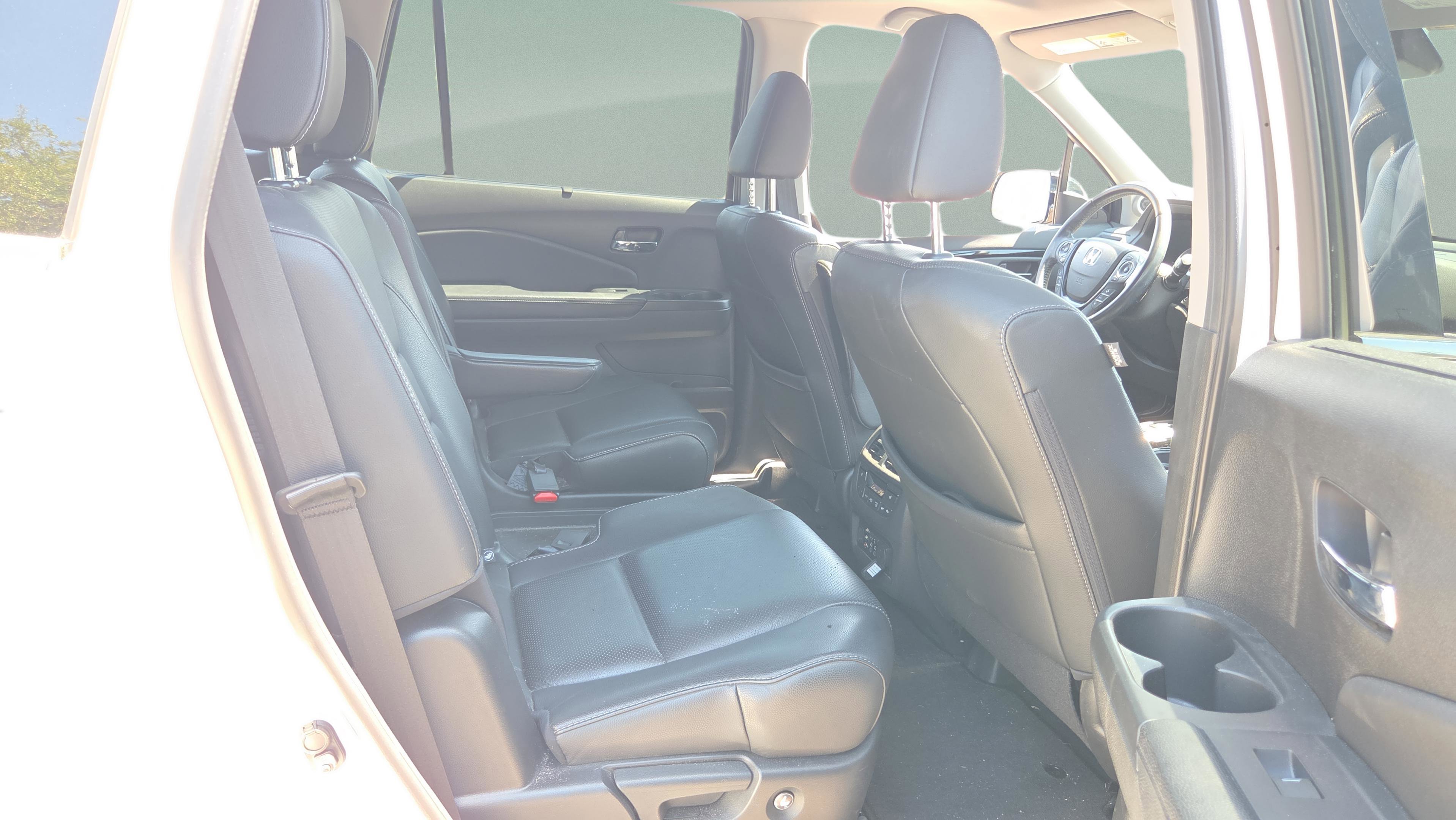 Certified 2018 Honda Pilot Elite image 16