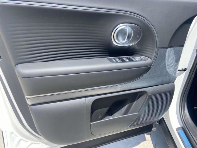 New 2026 Hyundai Ioniq 9 SEL image 12