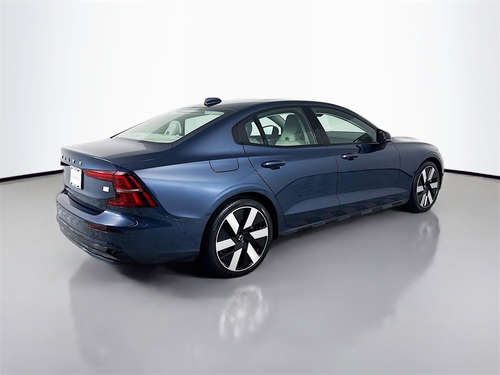 Used 2024 Volvo S60 T8 Ultimate w/ Climate Package image 9