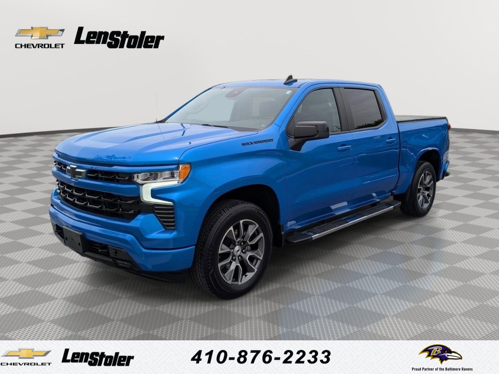Used 2025 Chevrolet Silverado 1500 RST w/ Convenience Package II AWD/4WD image 1