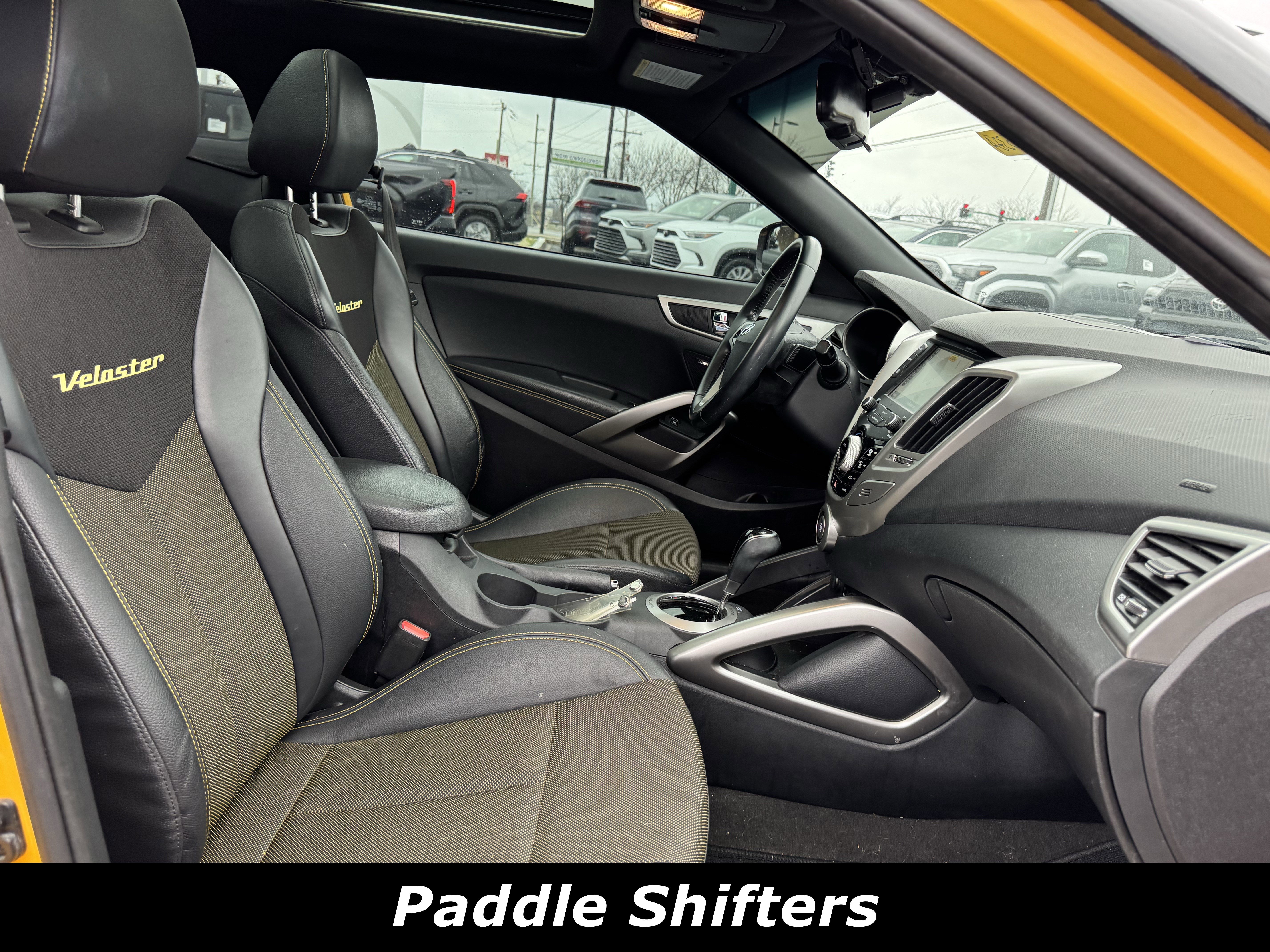 Used 2016 Hyundai Veloster w/ Option Group 02 image 4