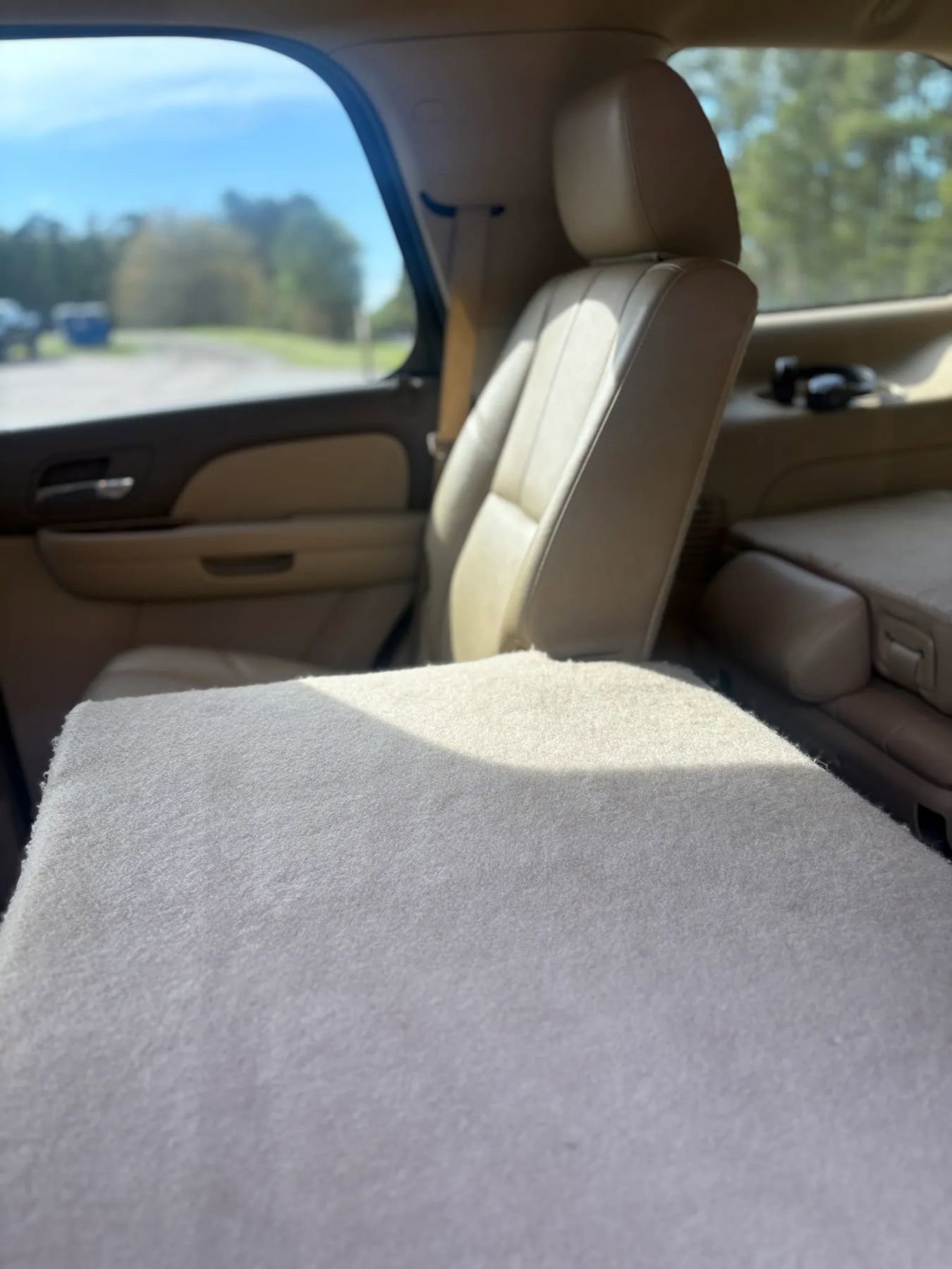 Used 2013 Chevrolet Tahoe LT w/ Luxury Package AWD/4WD image 39