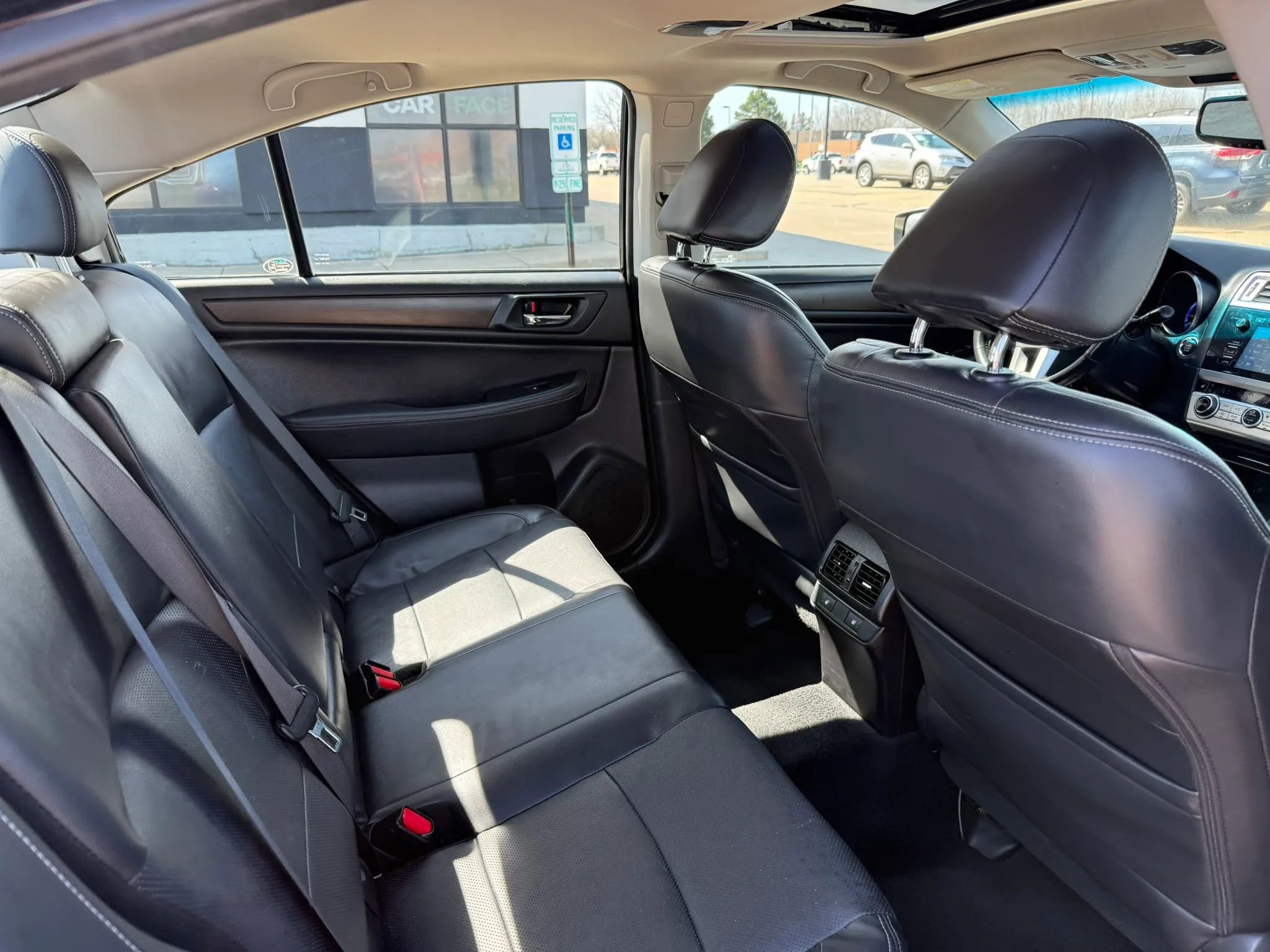 Used 2015 Subaru Legacy 3.6R Limited image 24