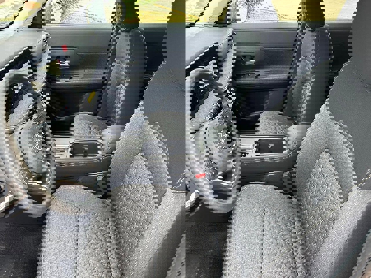 New 2025 Nissan Kicks SV image 12