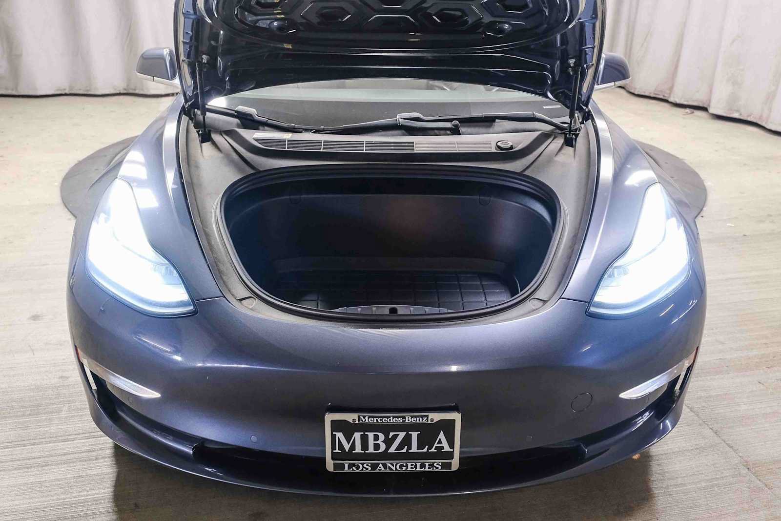 Used 2018 Tesla Model 3 Long Range RWD image 30