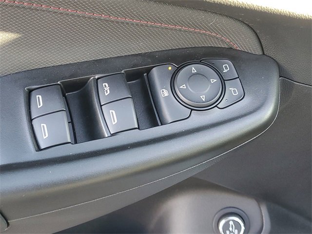 Used 2023 Chevrolet TrailBlazer RS w/ Sun and Liftgate Package image 16