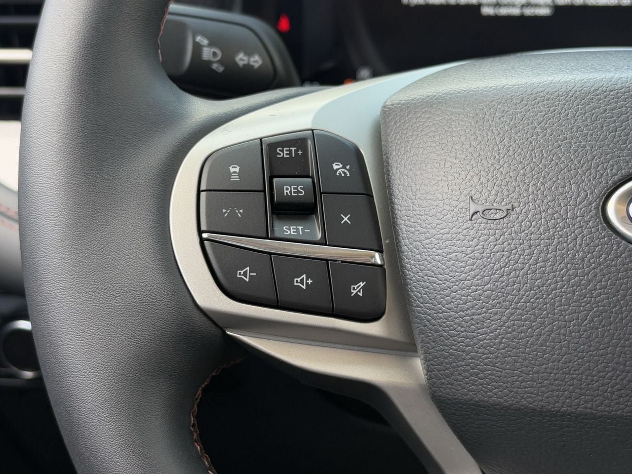 New 2026 Ford Explorer Active AWD/4WD image 14