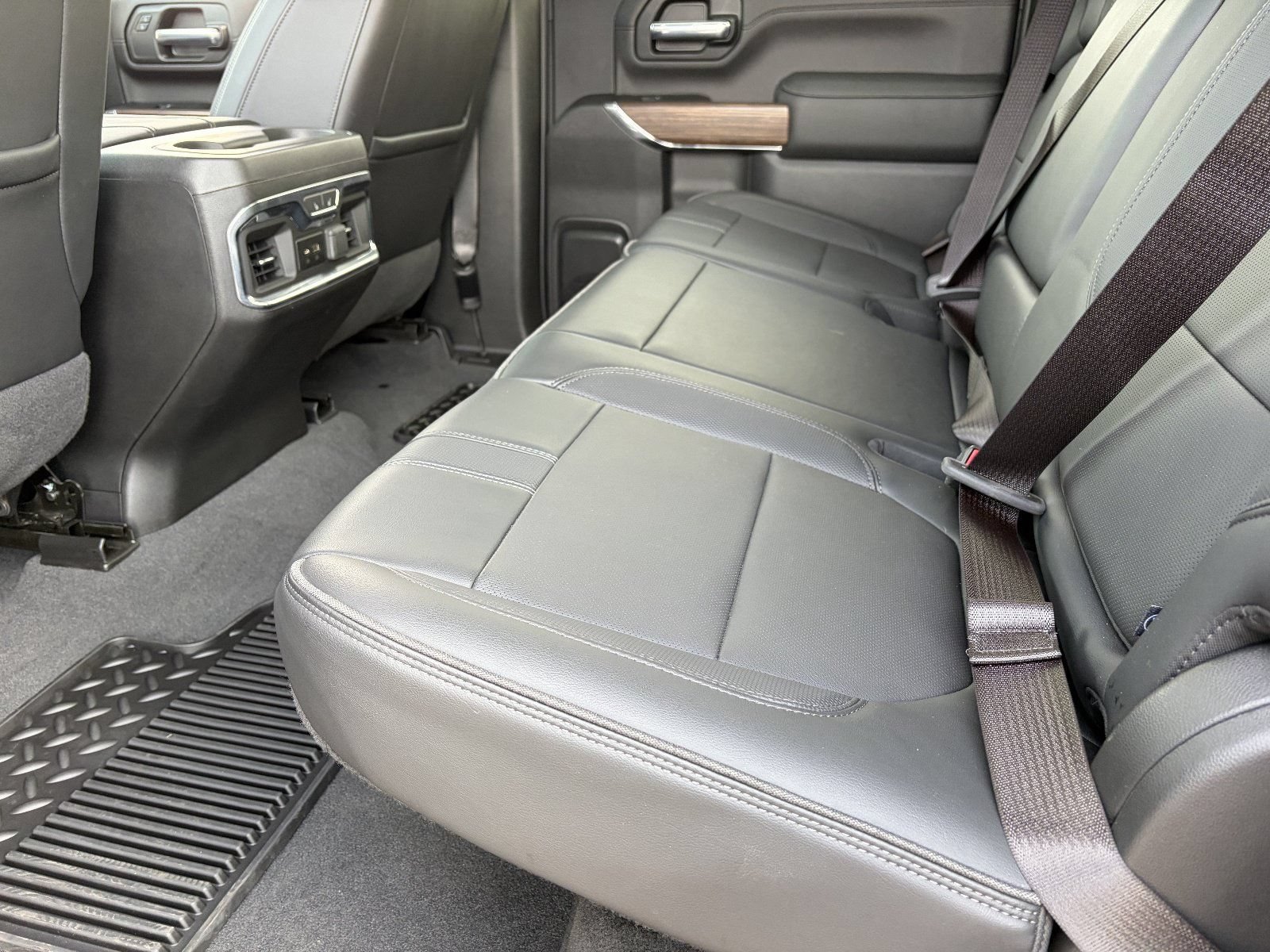 Certified 2023 Chevrolet Silverado 2500 High Country w/ Z71 Off-Road Package AWD/4WD image 18