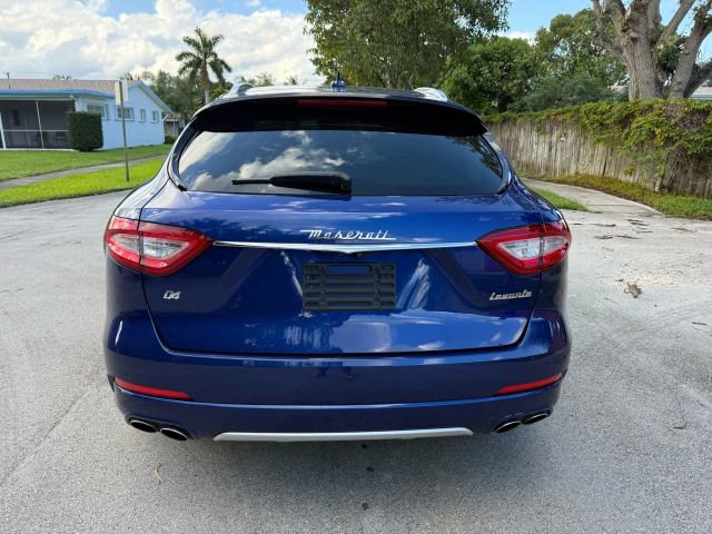 Used 2018 Maserati Levante GranLusso image 8