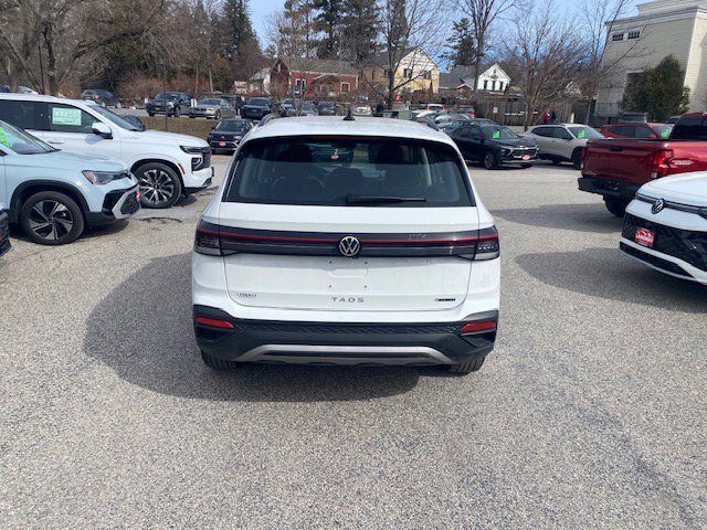Used 2025 Volkswagen Taos S AWD/4WD image 5