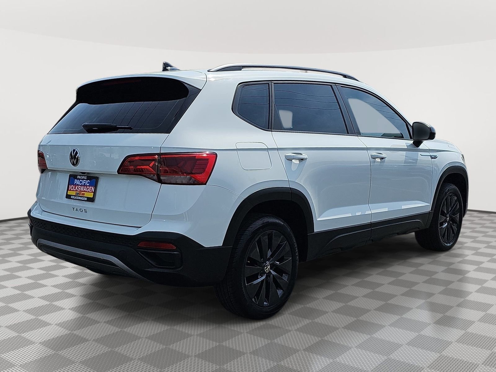 Used 2023 Volkswagen Taos S FWD image 5