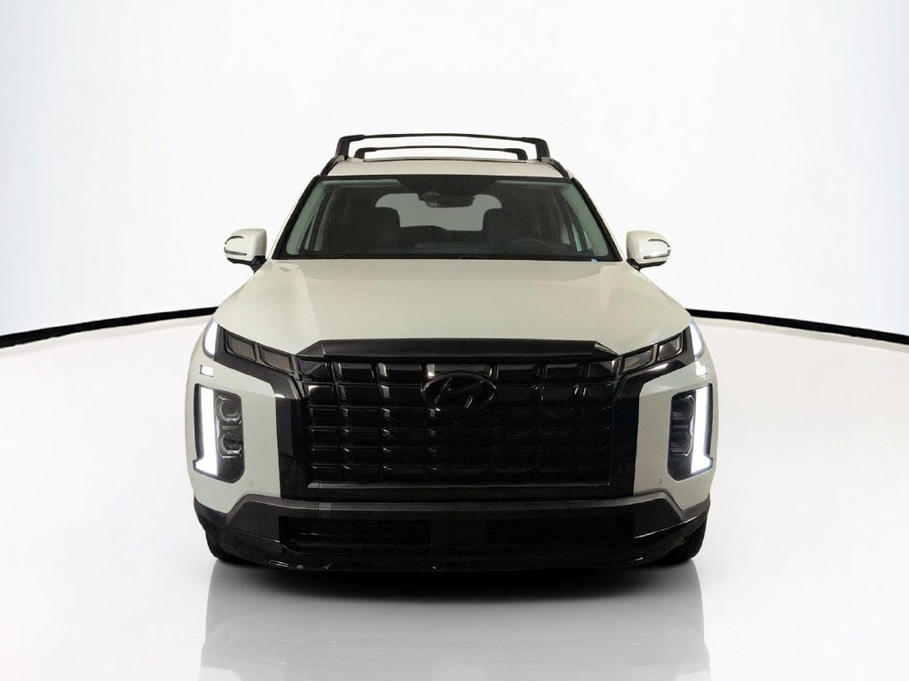 Used 2025 Hyundai Palisade XRT AWD/4WD image 3