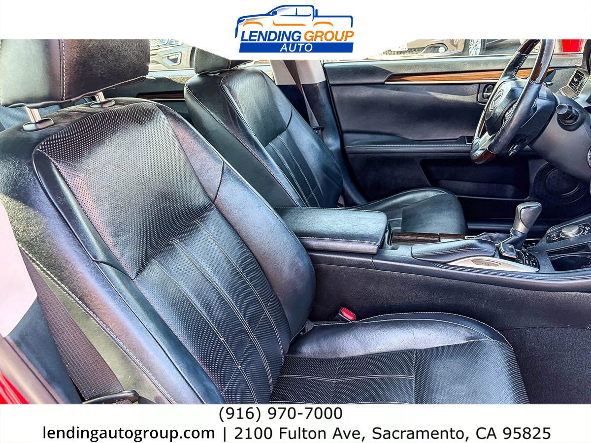 Used 2017 Lexus ES 300h w/ Luxury Package FWD image 15