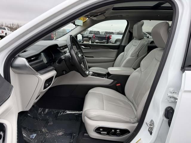 Used 2021 Jeep Grand Cherokee L Overland w/ Luxury Tech Group IV image 12