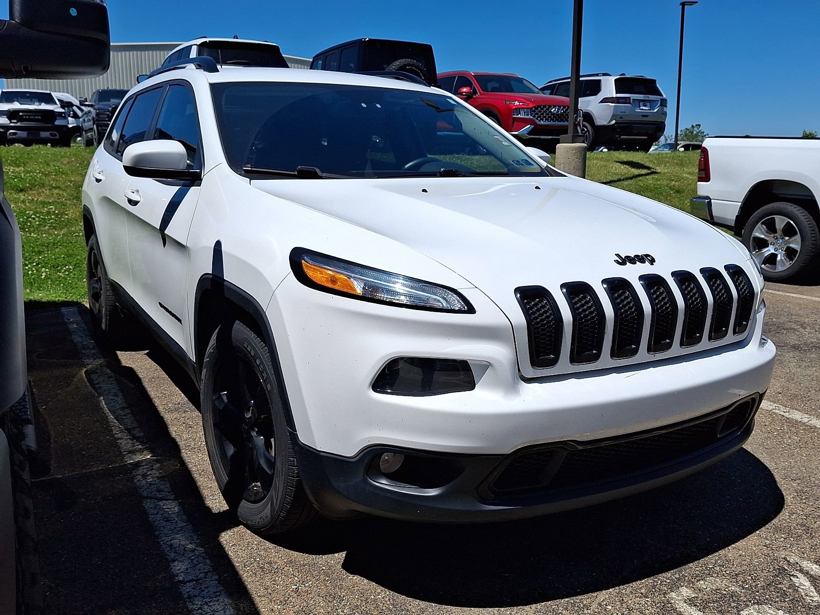 Used 2016 Jeep Cherokee Latitude w/ Cold Weather Group