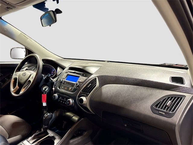 Used 2015 Hyundai Tucson GLS image 27