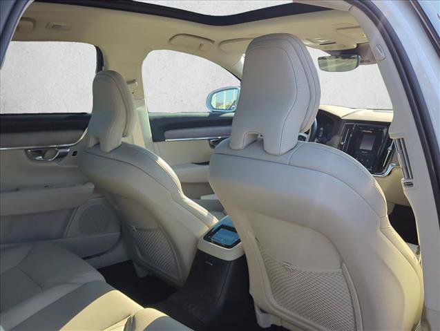Used 2024 Volvo S90 T8 Ultimate w/ Lounge Package image 22