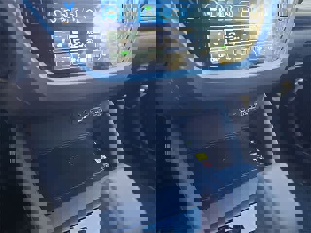 Used 2025 Subaru Forester Limited image 31