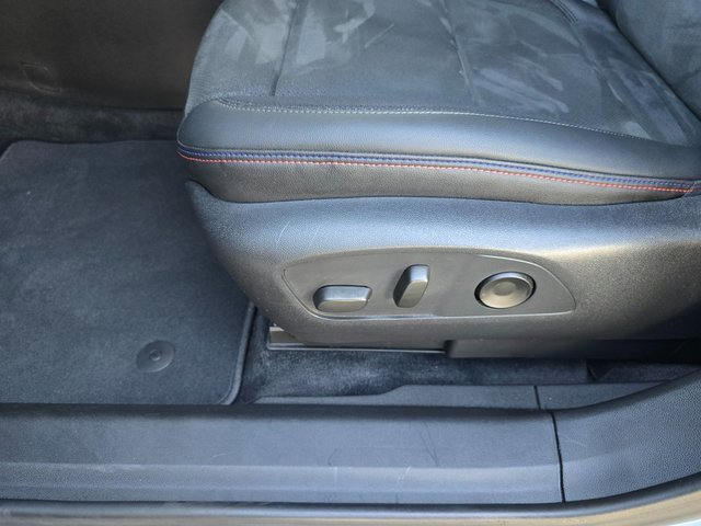 Used 2024 Chevrolet Blazer EV RS image 21