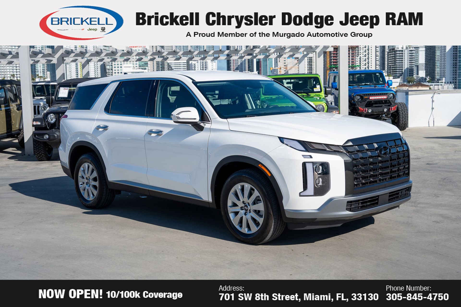 Used 2025 Hyundai Palisade SE image 2