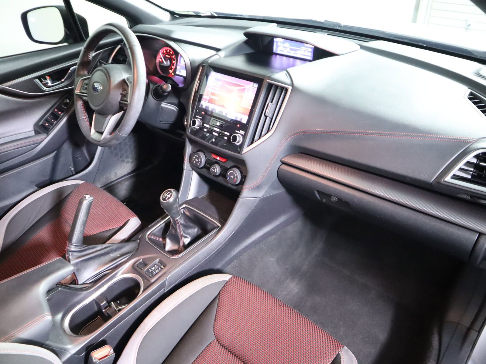 Used 2020 Subaru Impreza 2.0i Sport image 45