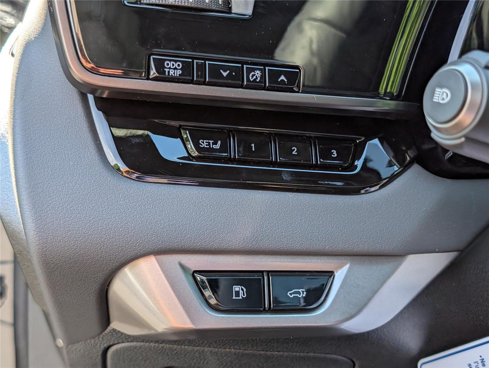 New 2026 Lexus RX 350 F Sport AWD/4WD image 18