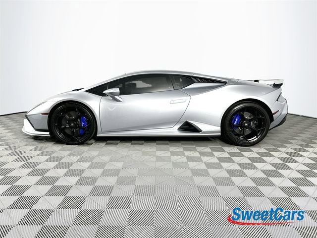 Used 2023 Lamborghini Huracan Tecnica image 4